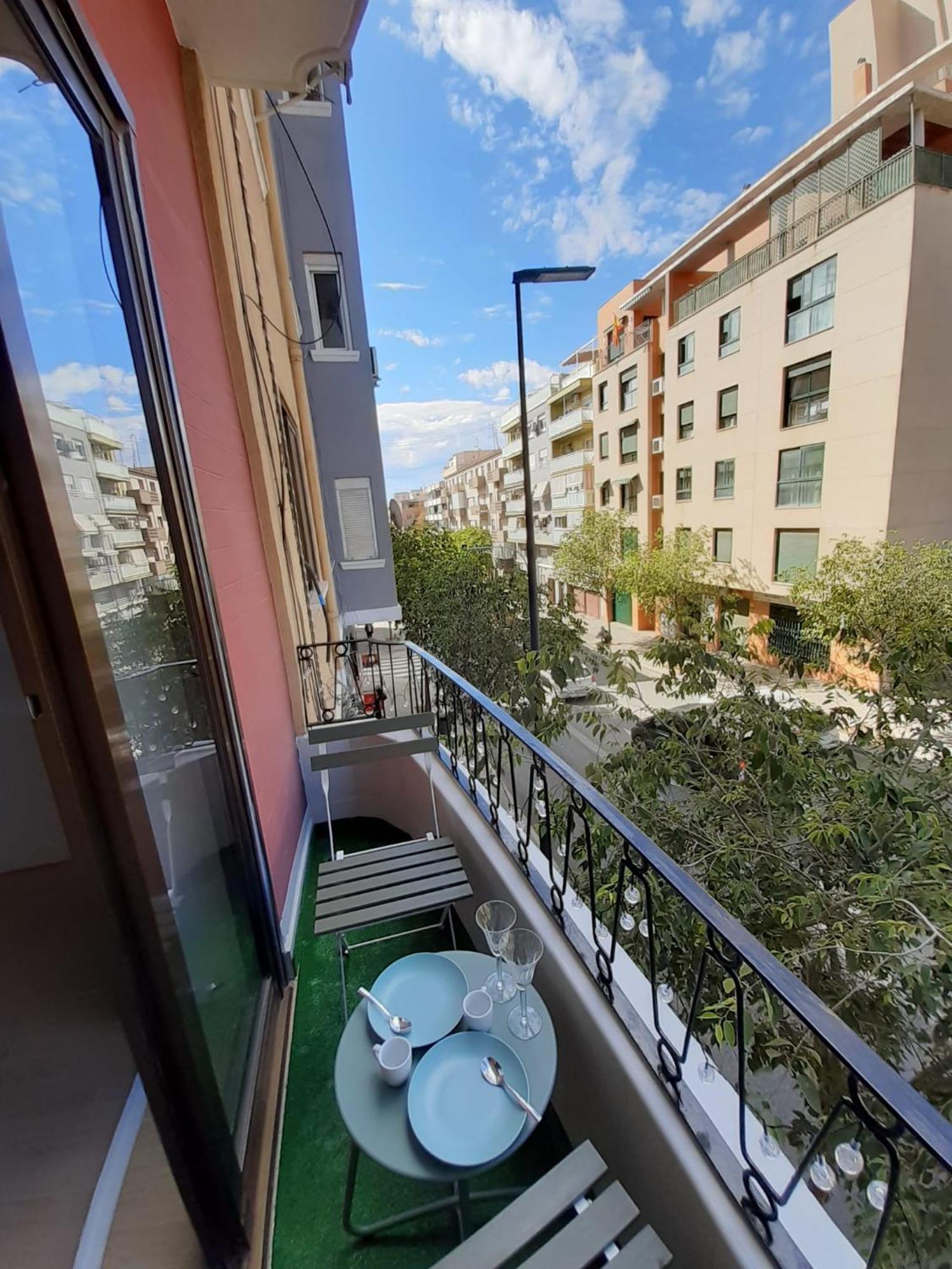 Good Energy Rooms Alicante Extérieur photo