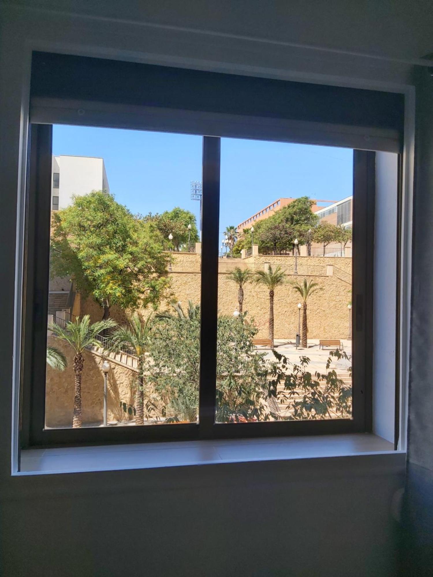 Good Energy Rooms Alicante Chambre photo